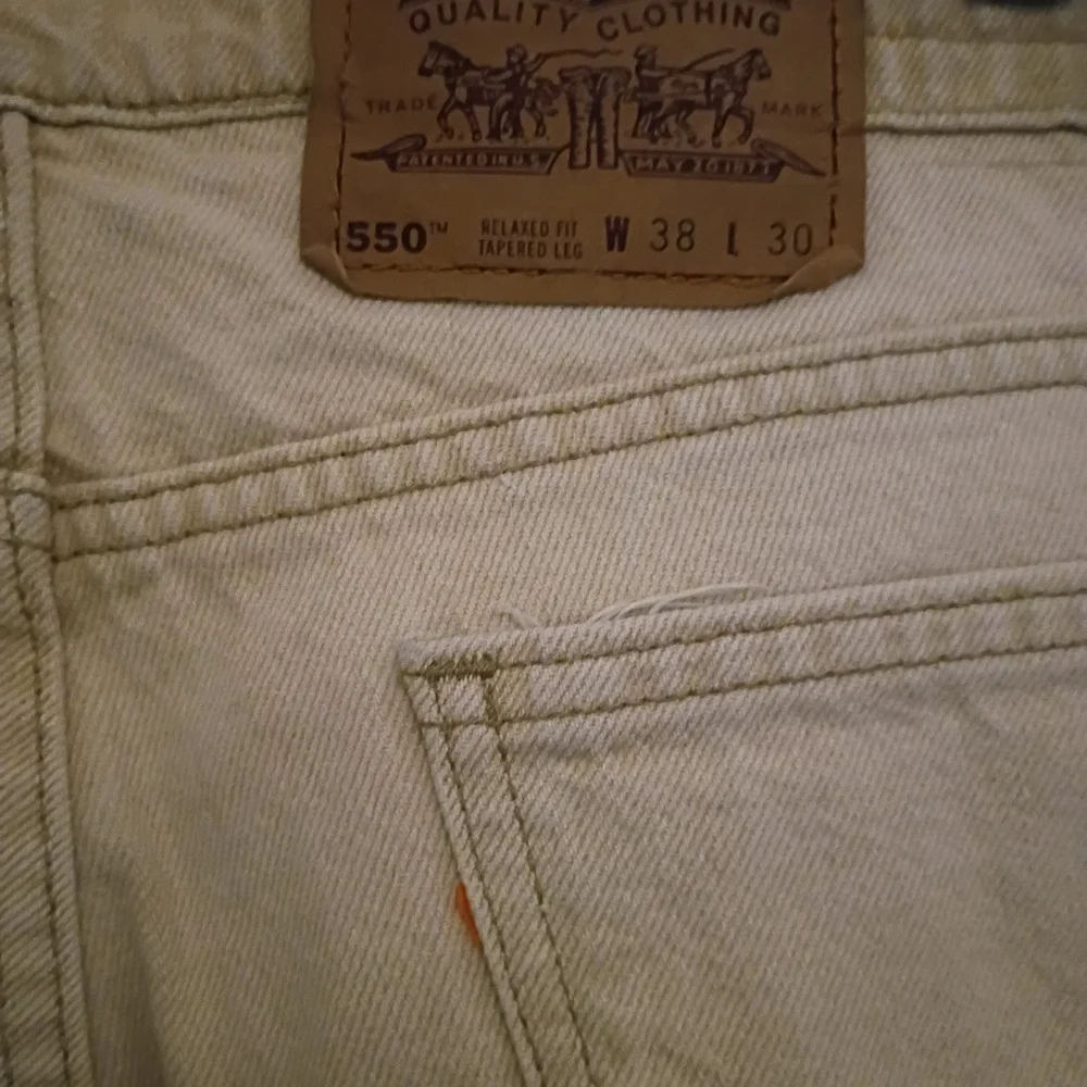 VTG Levi's Men's 550 Straight Jeans in Tan 1995 Sz‎ 38 L 30